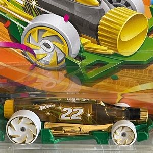 HOT WHEELS HOLIDAY 2022 CARBONATOR